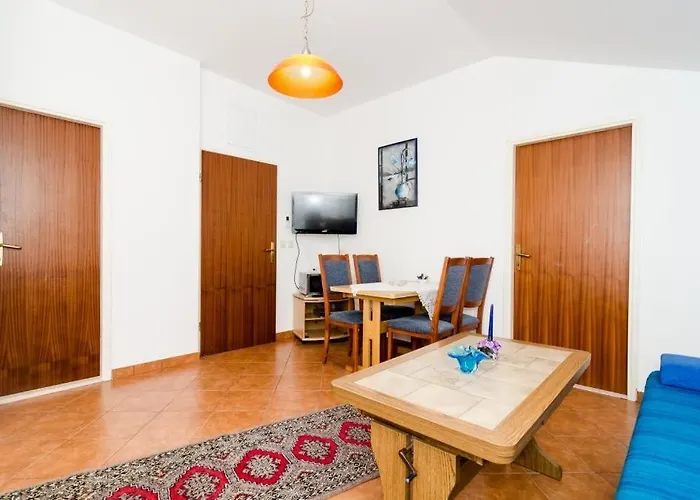 Peco * Mokošica